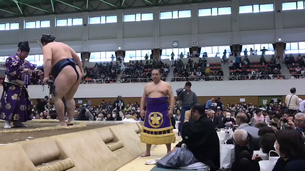 弓取り式の力士の選び方や給料は 出世できない 事故や失敗した時はどうなる