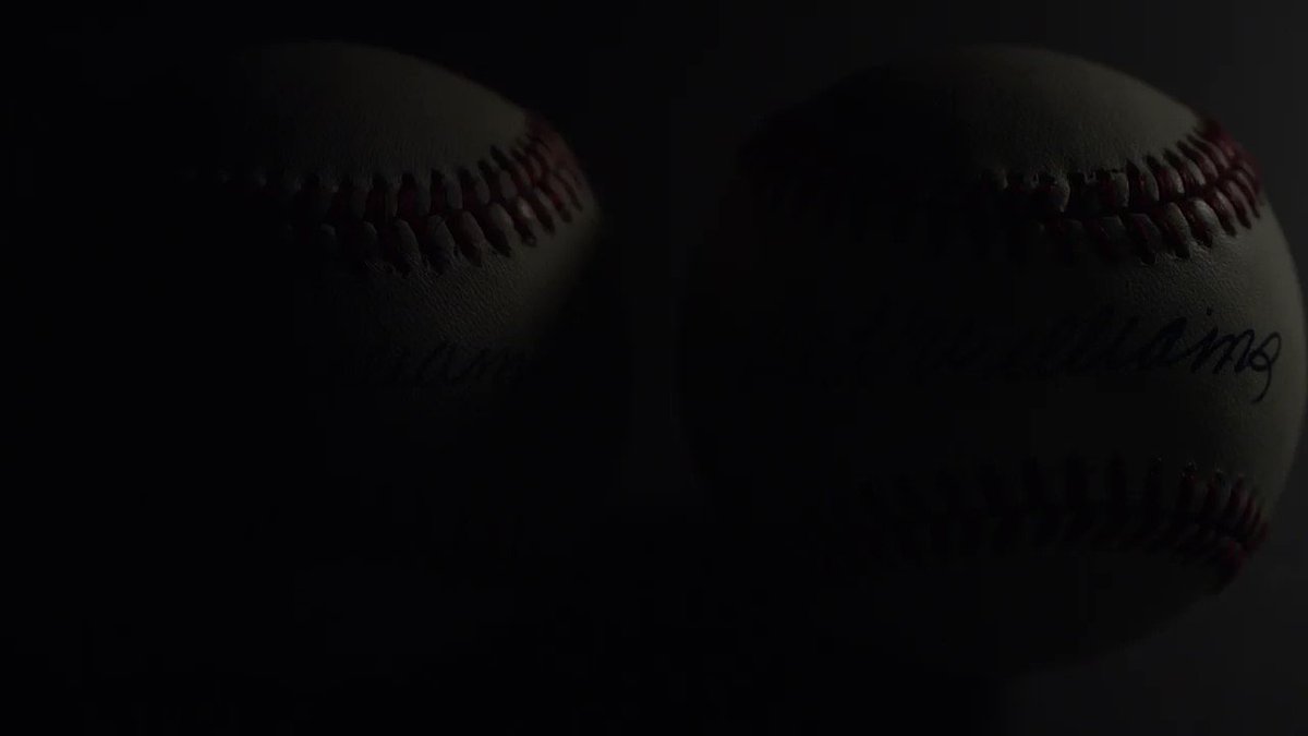 Spot the fake. ⚾️🤔
. . .
#autograph #authenticity #fakevsreal #TedWilliams #TheKid #forgery #TheodoreSamuelWilliams