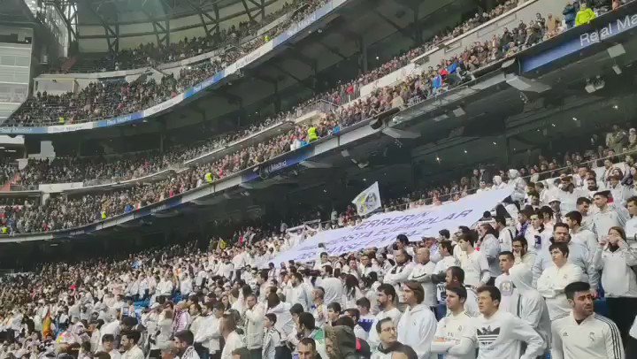 EL BERNABEU EN PIE PARA DESPEDIR A HERRERÍN.
#realmadrid #rm #rmcf #rmfans #halamadrid #hinchas #rmfanszone #liga #gradas #supporter #fansrmcf #bernabeu #santiagobernabeu #followback #follow4follow #photooftheday #followall #followme #madridista #realmadridfans #FelizDomingo