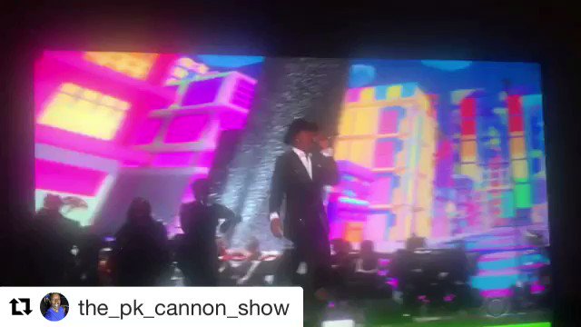 NE-YO! @motownrecords #motown60 That's how you perform a classic. @neyo 🔥💯#allnightlong #motown #soulmusic #neyo #easter2019 #easter #dianaross #berrygordy @dianaross #thehat #detroit #excellence