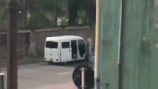 #BREAKING | New video from today's explosion site captures the moment the VBIED went off. Police said it went off while it being defused. Definitely doesn't look like a controlled detonation. #Colombo #SriLankaAttacks