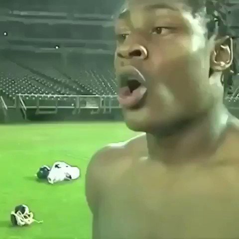 HAPPY BIRTHDAY BEAST MODE MARSHAWN LYNCH 