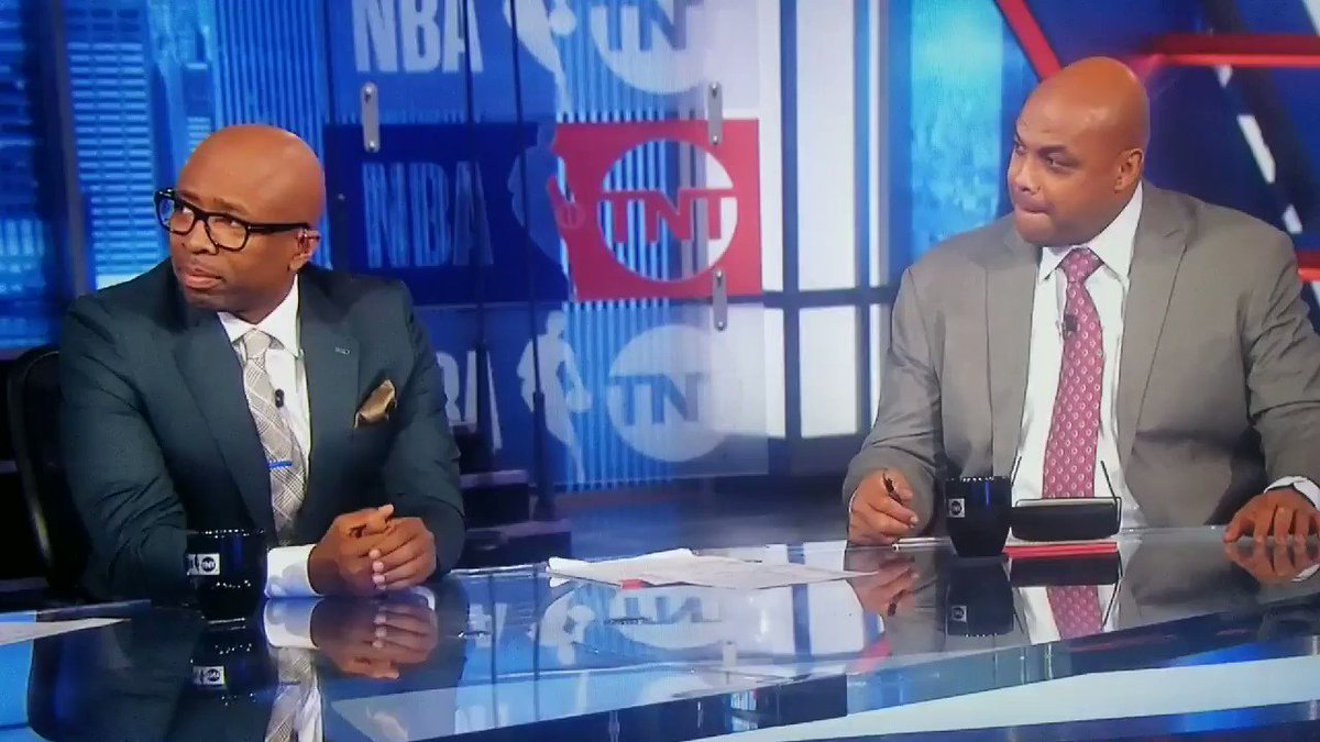 "To fire a coach after one year, I don't think it's fair."
#Suns legend Charles Barkley on firing of Igor Kokoskov.