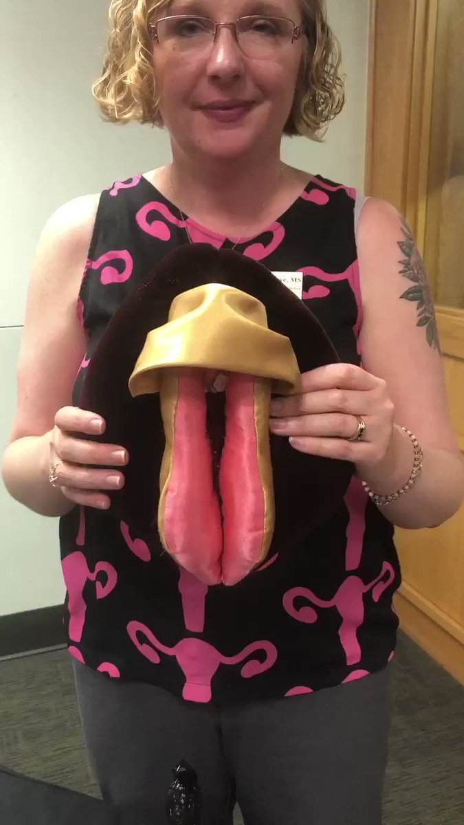 PLEASE WATCH! SEX EDUCATION OUR SCHOOL SYSTEM(S) FAILED TO TEACH US IN A THREAD: Part 1 - The Vulva