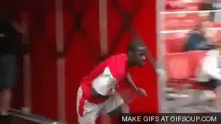 Ali 🇬🇭's photo on Ashley Young