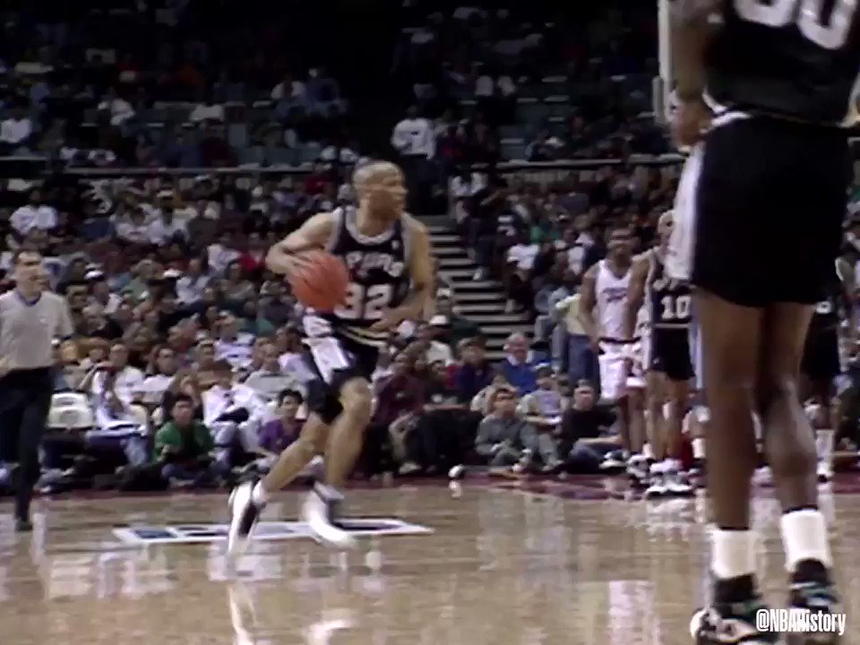 Happy Birthday to the one and only David Robinson.

The Admiral was your favorite center s favorite center. 