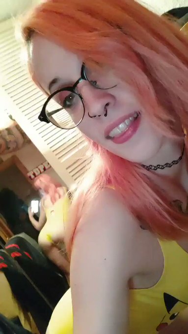 Do you like #pikachu? 💛 https://t.co/Us8KHtxO1i<a href="/tag/pikachu"class="tags">#pikachu</a>