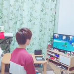 ゲームの途中に……!これは可愛い彼女でも許せない!