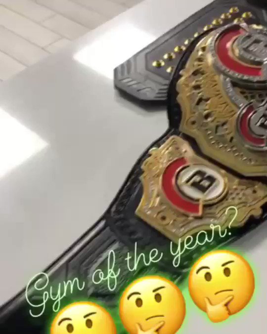 We got some hardware at @365hardknocks 👊🏻🙏🏻 @USMAN84kg @MikeChandlerMMA @AungLANsang