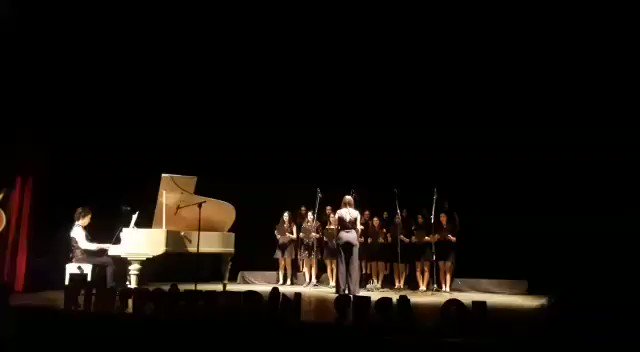 Mezunlarımızdan Galatasaray Lisesi öğrencisi İbrahim Cem YILDIRIM'ın ikincisini gerçekleştirdiği "Kimsesiz Çocuklara Yardım Konseri"ne okulumuz Kızlar Korosu "O Fortuna" şarkısı ile katıldılar.🎶 @dagozlem @ozgeeasln @gulfemtandogan @mrtdemirlioglu @fazilsaymusic @omerfarukozer