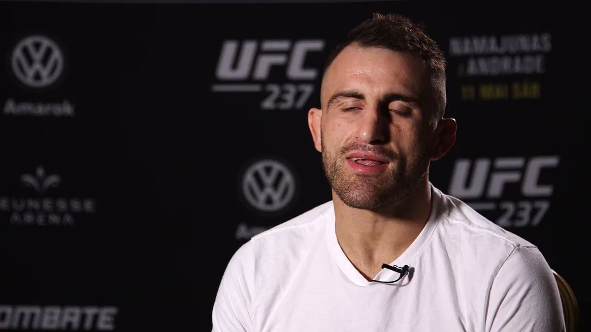 Harry Potter, chicken wings and Justin Bieber. Get to know @UFC featherweight @AlexVolkanovski before he fights this Saturday at #UFC237 🔊🆙
Order UFC 237: https://bit.ly/2H1poRy