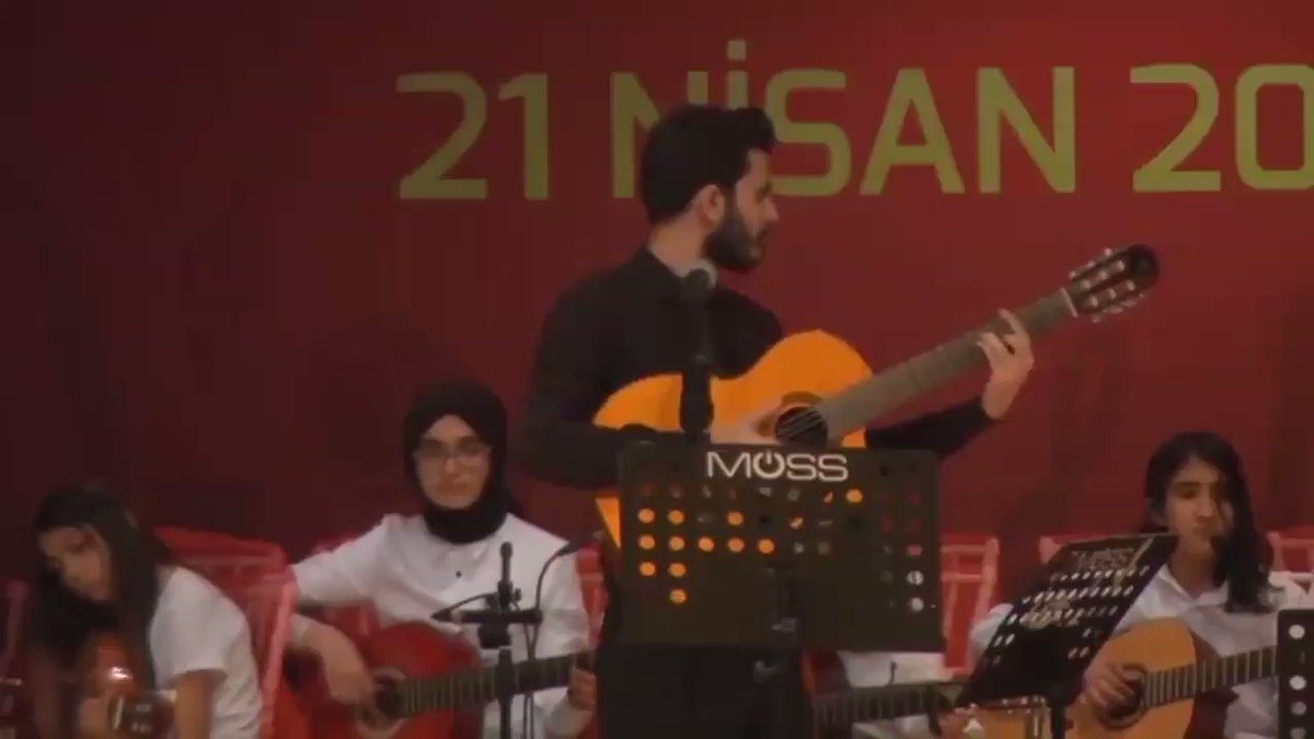 Sinan Günel hocamızın öğrencilerinin konser performansları #Kumralım 🎸 #Kayseri #konservatuar #kültürsanat #gitar #guitar #gitarist #music