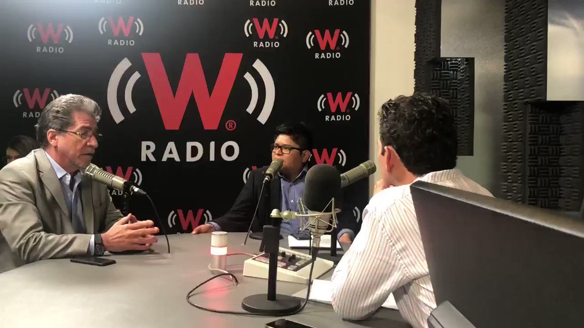 ¿Había discurso racista durante la marcha del domingo contra @lopezobrador_ ? En la mesa de #AsíLasCosasConLoret @WRADIOMexico @RPerezGay y @gibranrr