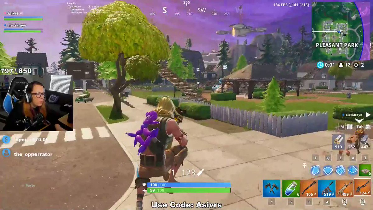 Clapの意味と使い方 Crapとの違いは Twitchの Ez Clap とは 英語サポート Com Clapの意味と使い方 Crapとの違いは Twitchの Ez Clap とは 英語サポート Com