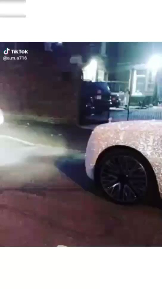 Shine bright like a dimond wow that's my car #love #lifestyle #diamonds #dreamcars #richlifestyle #Rihanna #MONEY #RICHBABY