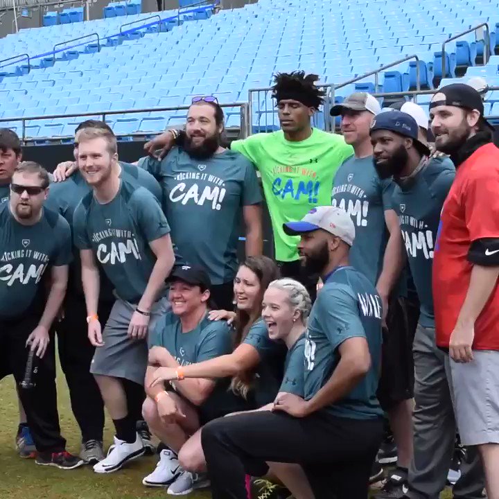 Someone wore a Bills hat to @CameronNewton's charity kickball event.
... Cam wasn't having it 😅
