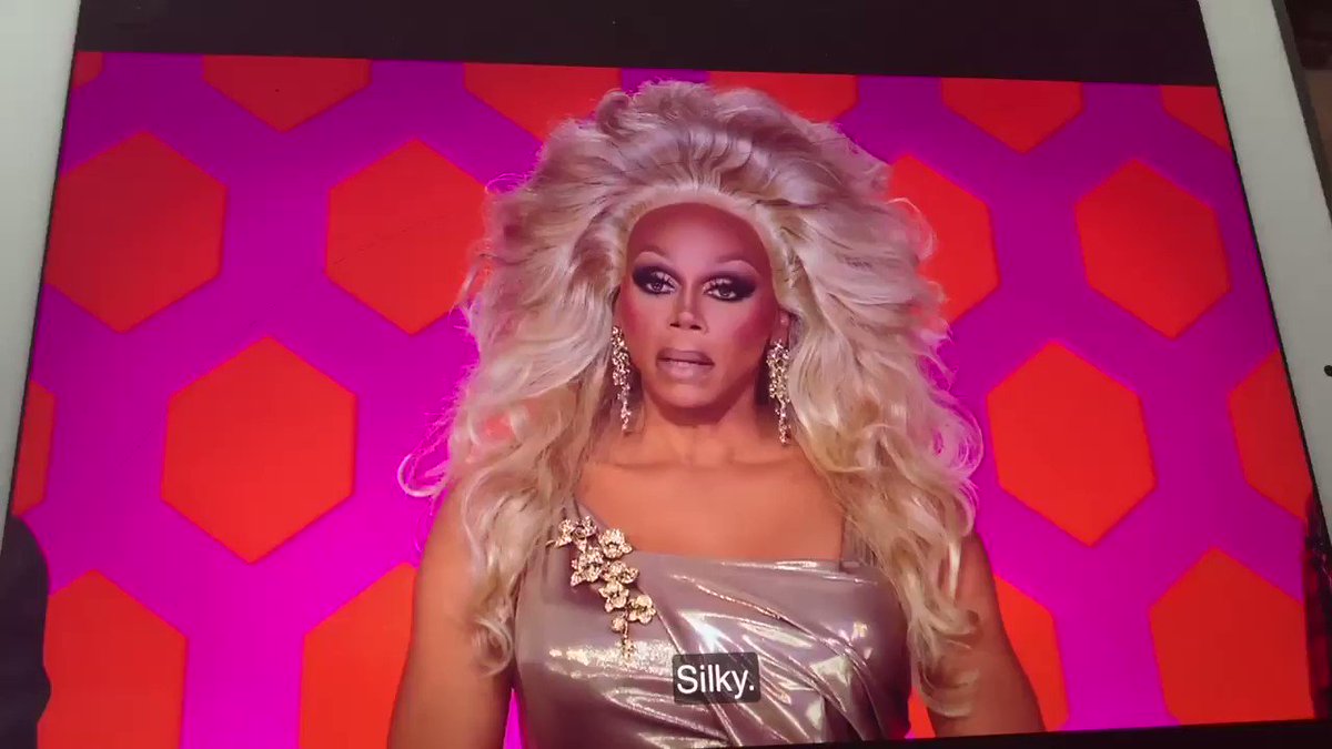 alyssa mary 🌻's photo on Yvie