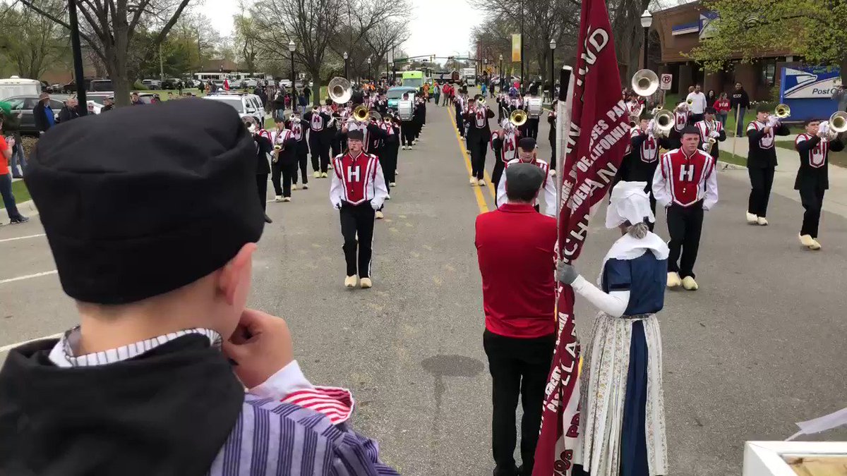 Hemby Bridge Christmas Parade 2022 Tiptoethruthetulips - Twitter Search / Twitter