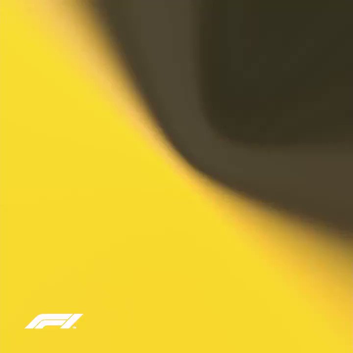 Me ves... ya no me ves! // Blink and you'll miss it. Well done guys! #pitstop #fastest #McLaren #Carlo55ainz @McLarenF1