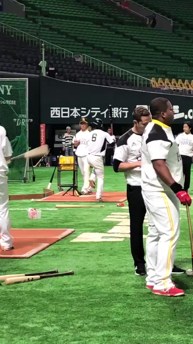 FOXスポーツ&エンターテイメント's photo on Hawks