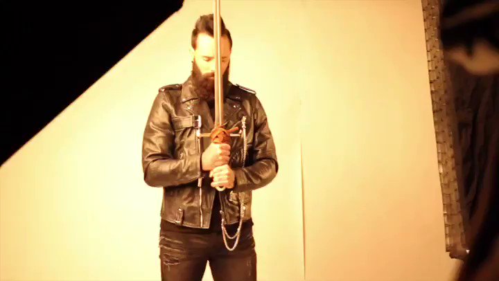 Check out our newest Skillet Podcast and see behind-the-scenes of our Victorious photoshoot. 🤟🏻
https://youtu.be/PF18K-SUrvg