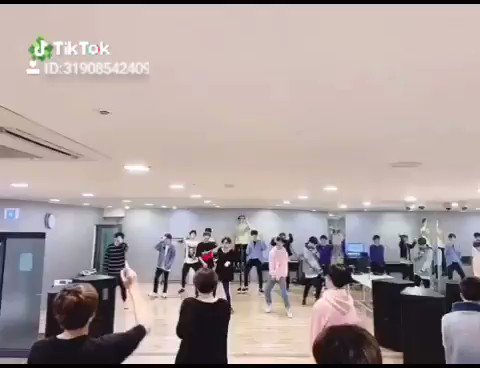 Aaaahhh yeahhh! treasure 13 cover ah yeah winner#TREASURE13 #트레저13 #AHYEAH #TREASURE #MAGNUM #WINNER #YG #YGEntertainment