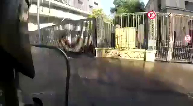 La brutal violencia en el Instituto Nacional es inaceptable. Un puñado de delincuentes tiene capturada esa comunidad a punta de violencia y bombas molotov y eso no lo toleraremos como sociedad. Para eso impulsamos la Ley #AulaSegura. Señor Director ejerza las medidas necesarias.