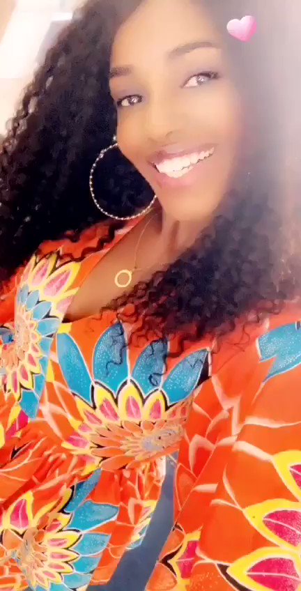 Sokhna Lily❤️ 🔌🔋's photo on angélique