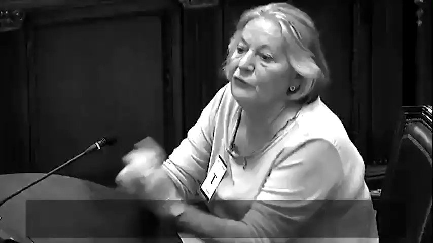 2017ko urriaren 1eko erreferendumaren lezioak, Auzitegi Goreneko epaiketan, Kataluniako herritarren ahotan.
Oso bideo indartsua egin berri du @omnium-ek.
#EginDezagunPosible