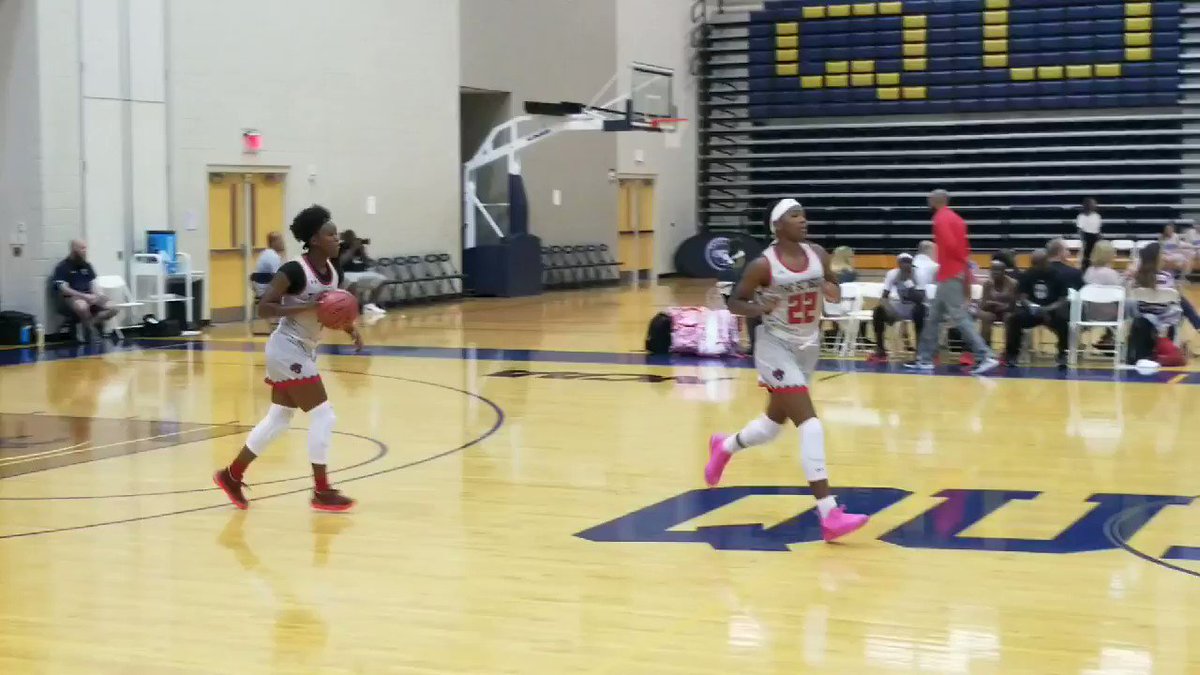 🏀 #LBIJamfest 🏀
@LBI_Carolina #CGHR
- @SC76ers - 2021 - 5'9" - Guard - Taylor Henderson @21tjh - @MyersParkWBB - Going strong 💪 to the rim.. Early in the game vs #NCTeamLoaded - #I77EvalShow Alumni
@InsiderExposure @NYGHoops @coachkent02 @LBI_CoachDave @hoopaville #NCBallers