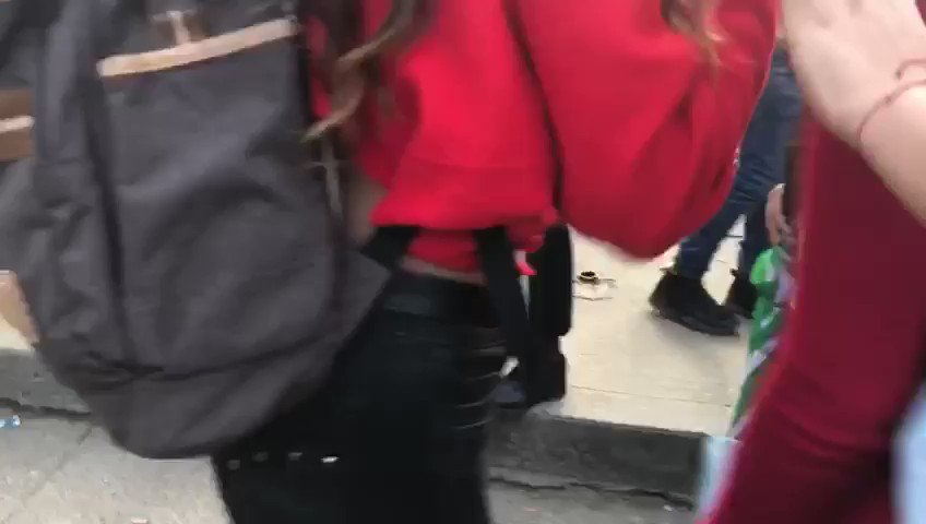 Y minutos antes le ocurrió a mi compañera @tatianagc04 Insisto respeto a nuestro oficio pro favor. Esto no tiene presentación.