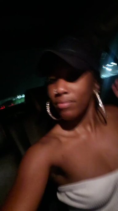My Lyft Driver is BETTER THEN YOURS!! ???? https://t.co/Yy64T1Fx0q
