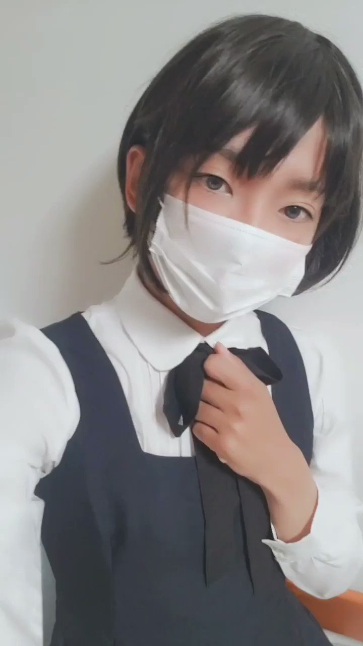 女子高生　自撮り twitter 　エロ  / X