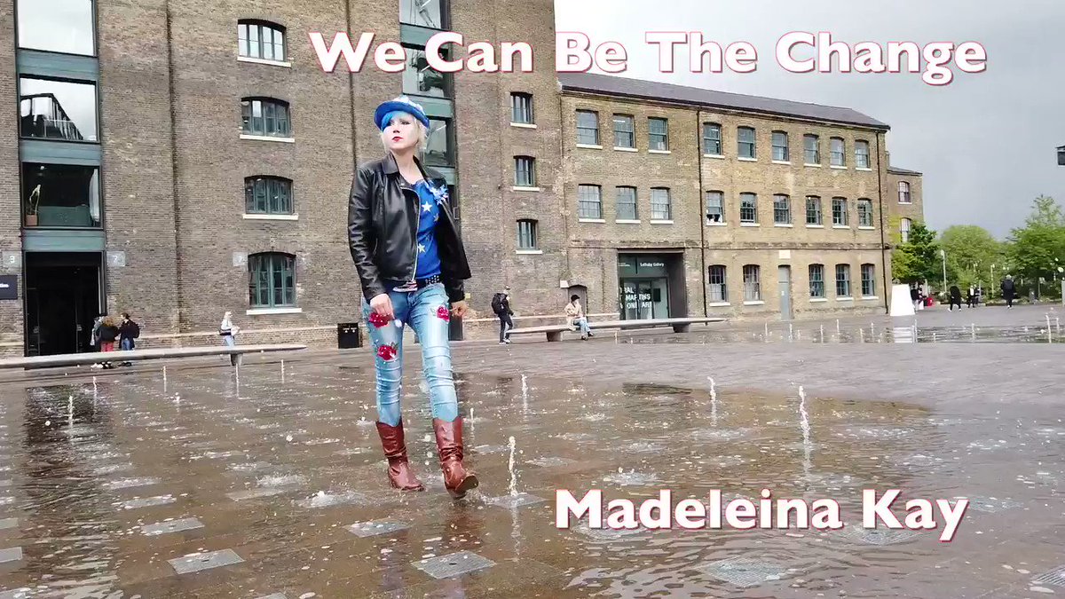 'We Can Be The Change'🇬🇧🇪🇺🎼
Now is the time for citizens to act
Stand up for your futures
Defend your rights
Celebrate your citizenship
VOTE FOR EUROPE in the #EUelections2019
Together we CAN be the change!
#ThisTimeImVoting #TheFutureisEurope
Music video by @jeffk33