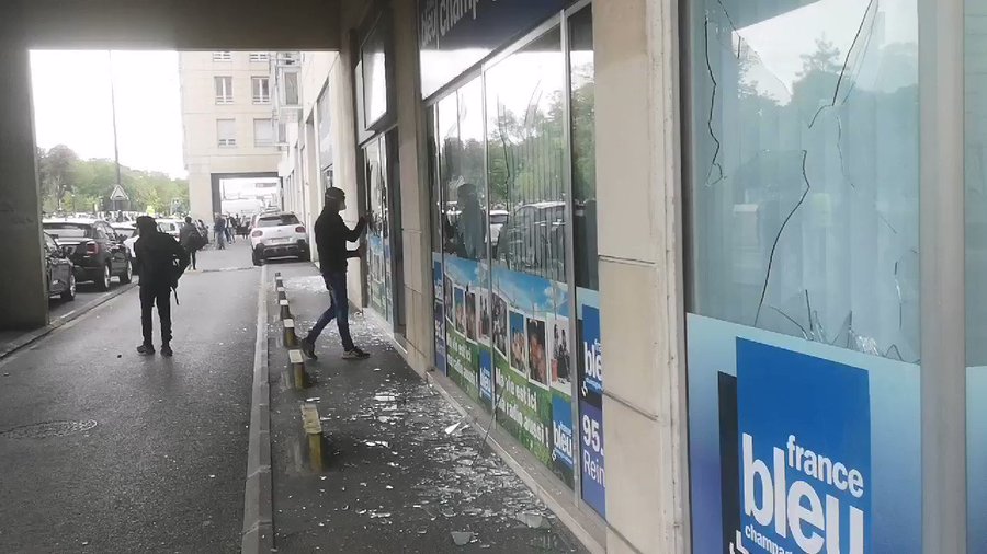 Встроенное видео