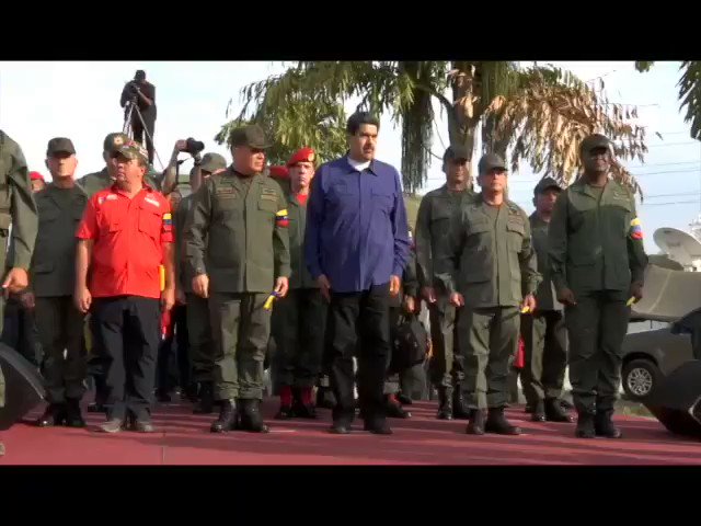 Estoy orgulloso de los hombres y mujeres de nuestra digna #FANB, llevan sobre sus hombros el estandarte de las glorias de los libertadores de América. Sigamos firmes defendiendo nuestro bien más preciado: la Paz, la Soberanía y la Independencia Nacional. ¡Máxima Moral y Lealtad!