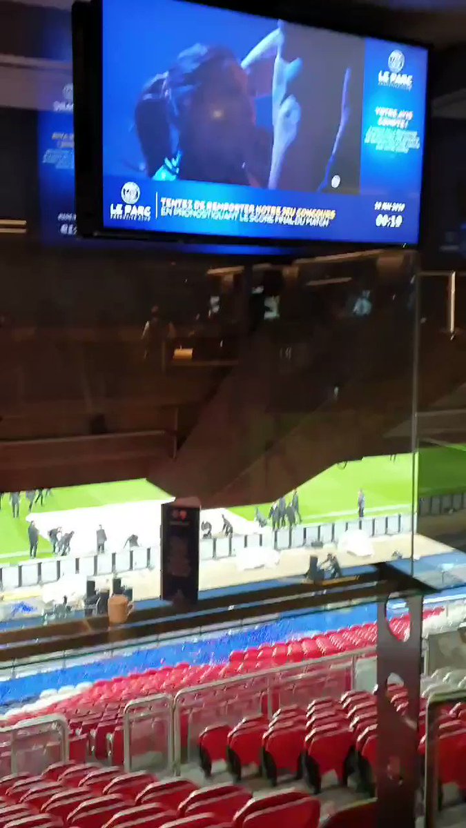 🇫🇷⭐️⭐️🍀💙⚪️🍀⭐️⭐️🇫🇷 (@Keelyn_Avelonn) on Twitter photo 2019-05-19 13:22:35 On avait tous vu Verratti fumer une clope en soirée mais une pipe au parc des princes là .... PSG rêvons plus profond On avait tous vu Verratti fumer une clope en soirée mais une pipe au parc des princes là .... PSG rêvons plus profond
