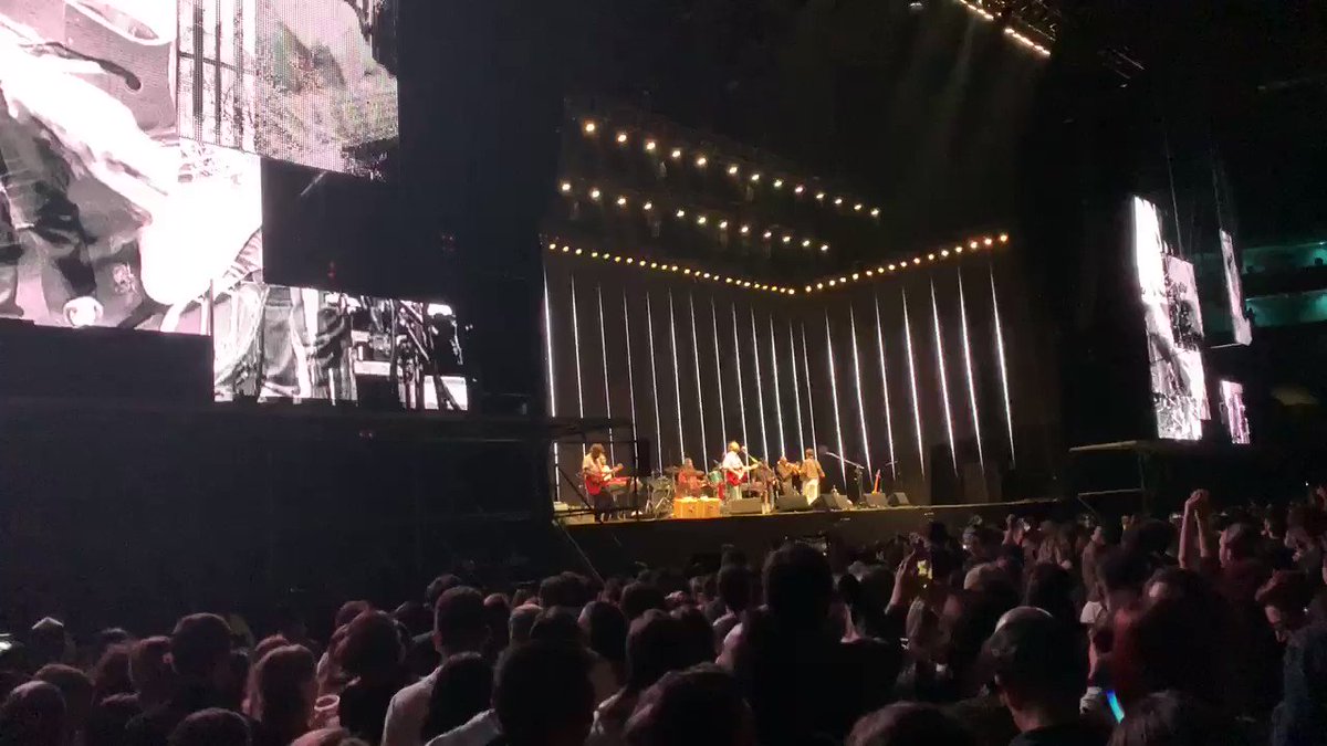 1, 2, 3, 4...COMEÇOU!
Depois do #LosVerdones, chegou a hora de curtir Los Hermanos, que já estão no meu palco 😃
#AllianzParque #LosHermanos