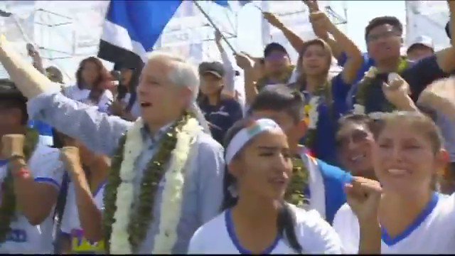 Juan Manuel Karg (@jmkarg) on Twitter photo 2019-05-20 17:40:57 Qué día fuerte en América Latina: en Argentina se consumó la fórmula @alferdez-@CFKArgentina y en Bolivia @evoespueblo y Álvaro García Linera empezaron su campaña ante una verdadera multitud. Vean Qué día fuerte en América Latina: en Argentina se consumó la fórmula @alferdez-@CFKArgentina y en Bolivia @evoespueblo y Álvaro García Linera empezaron su campaña ante una verdadera multitud. Vean