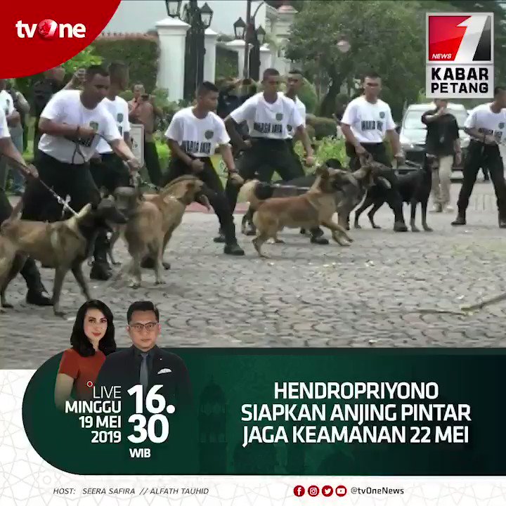 Hendropriyono siapkan anjing pintar jaga keamanan 22 mei.Saksikan Kabar Petang jam 16.30 WIB hanya di tvOne & streaming di tvOne connect, android http://bit.ly/2CMmL5z & ios http://apple.co/2Q00Mfc #KabarPetangtvOne
