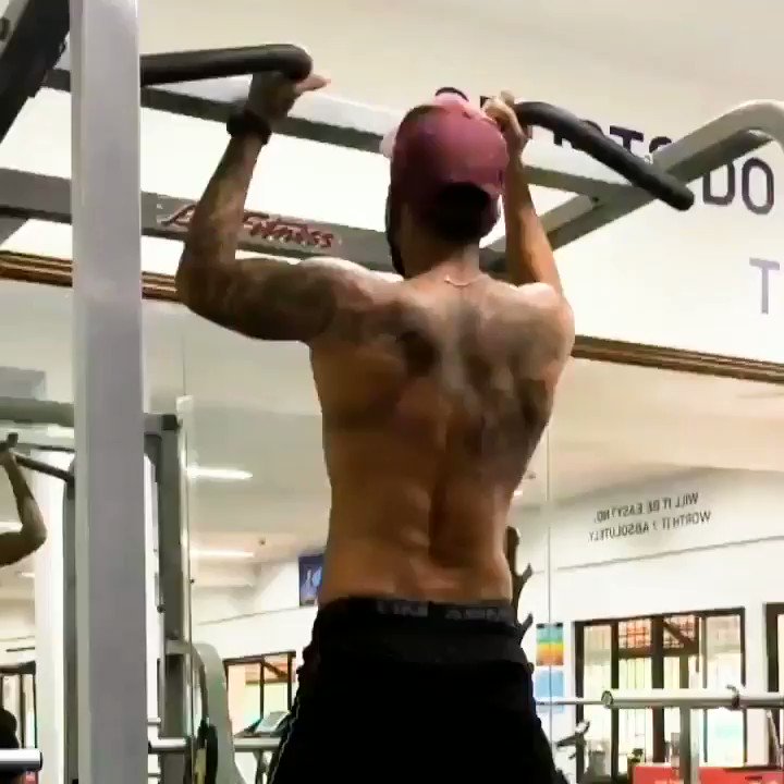 No Sundays off if you Beasting ๐ช๐ป๐ฆ#hustleforthemuscle