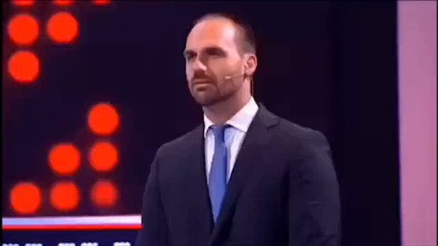 O tema já foi explicado exaustivamente, mas vale rever e compartilhar nosso amigo deputado @BolsonaroSP , clarificando que nossa proposta de reforma beneficia os mais pobres, aumenta consideravelmente a contribuição dos mais ricos e dá fim a privilégios. #EuApoioNovaPrevidencia