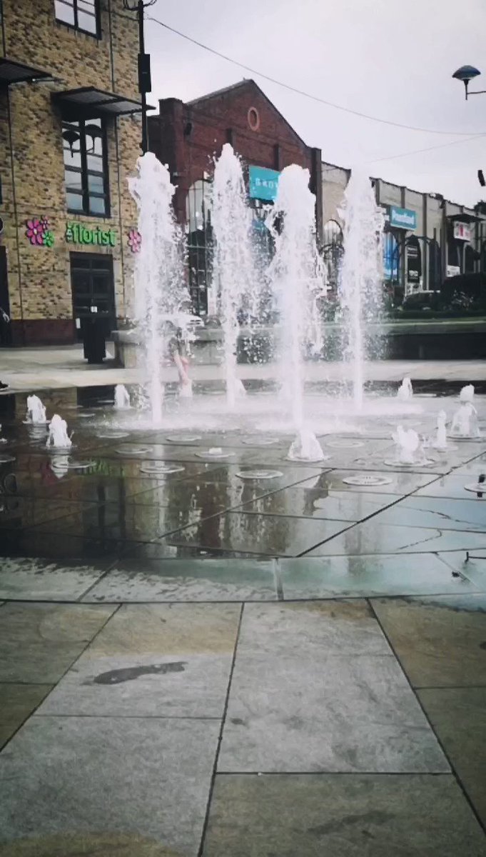Sooooo I decided to download a video editor and play around with the slow mo feature on my phone! Pleased considering this was my first attempt #videography #edited #music #SlowMotion #gainsborough #Lincolnshire #huaweip20pro #P20Pro