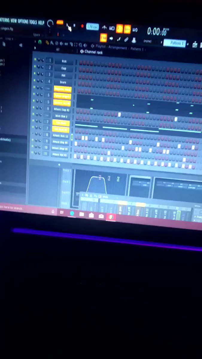 Rt or comment if I should finish laying this out! 🤔🙏🏼
•
#producers #music #hiphop #rap #beats #producer #dj #musicproducer #rapper #beatmaker #soundcloud #flstudio #studio #producerlife #newmusic #musicproduction #trap #artist #studiolife #rappers #instrumental #trapmusic #djs
