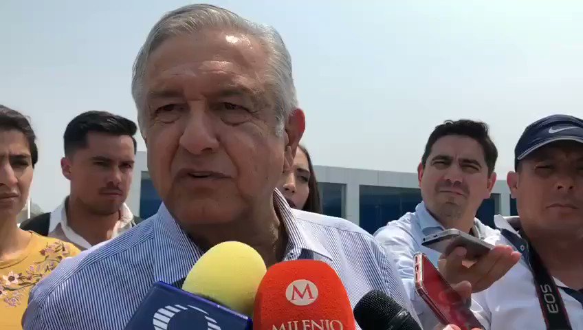 AMLO lamenta renuncia de Germán Martínez pero deja claro su respaldo a hacienda "lamento que haya tomado esa decisión pero afortunadamente hay muy buenos servidores públicos en el equipo y vamos a sustituirlo, seguramente Germán regresa al Senado..."
