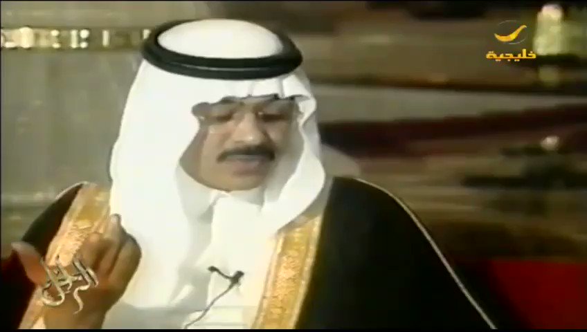 أجمل ما قيل من اقتباسات أدبية وابيات شعر في حكم موقع عالم الأدب Arabic Poetry Words Arabic Quotes