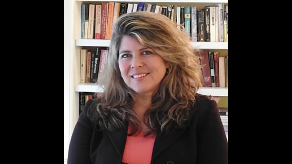 Edmund Hochreiter's photo on Naomi Wolf