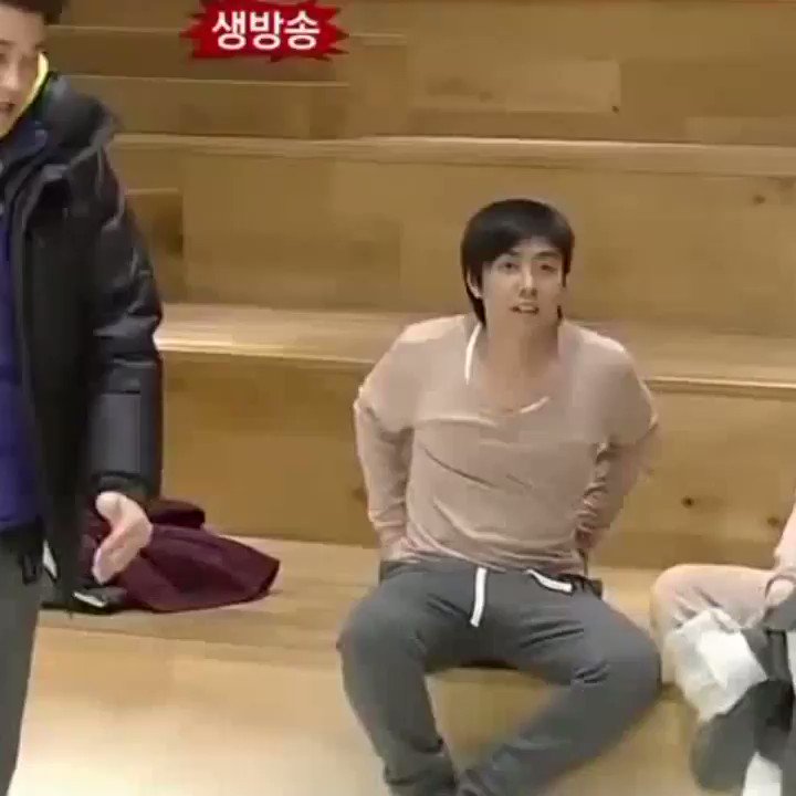As a part time pervertkies, I'm a little dissapointed #은지원 #eunjiwon