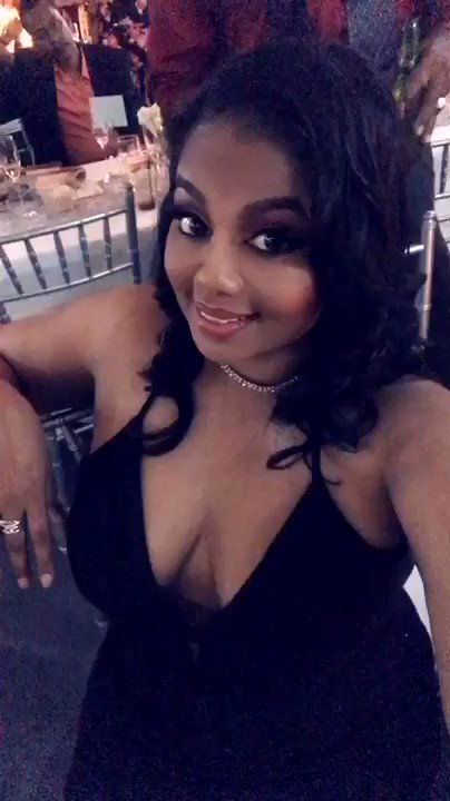 Thankful for an amazing week,today and always.. #Godfirst .. life is an #expressionofloveeeandhappiness2.4.7.. stop #catchingfeelingsallyuh Happy Weekend