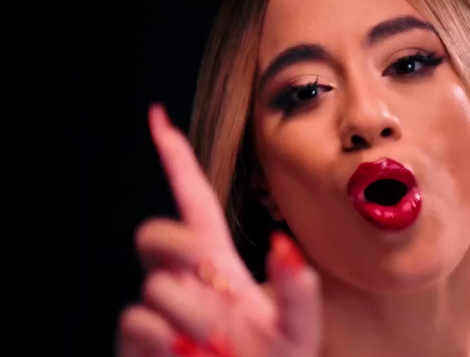 The video is out! Wanted to surprise y’all 😜 See how many of my lips don’t lie 💋 @ArtistHBTL @latiumartists @AtlanticRecords
https://atlantic.lnk.to/LipsDontLieVideoTA …